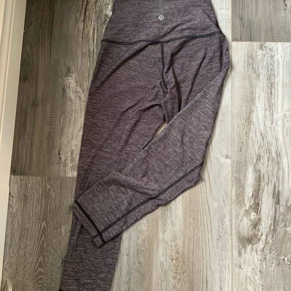 2 for $40‼️ Lululemon WunderUnder 7/8 Crop Legging - Picture 3 of 3
